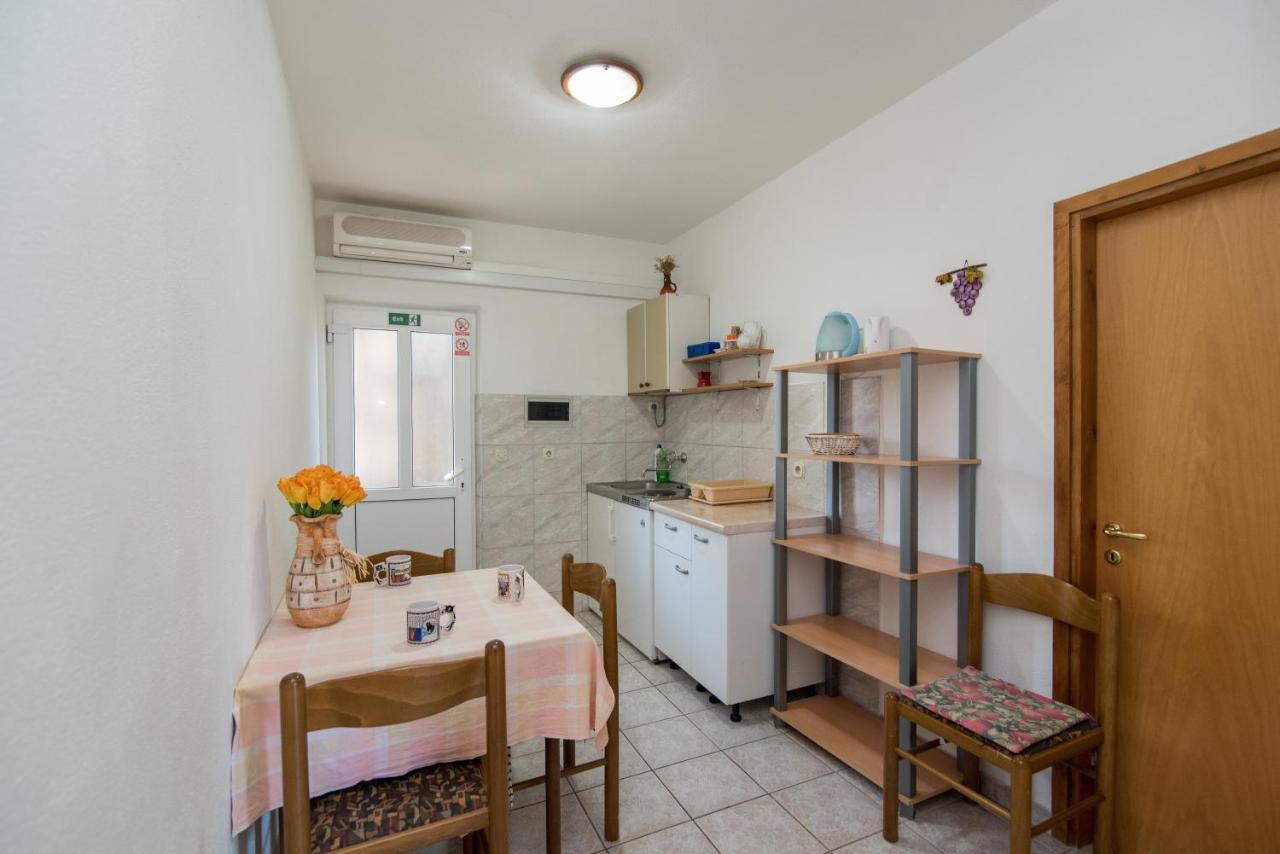 Apartments Pinija スペタル エクステリア 写真
