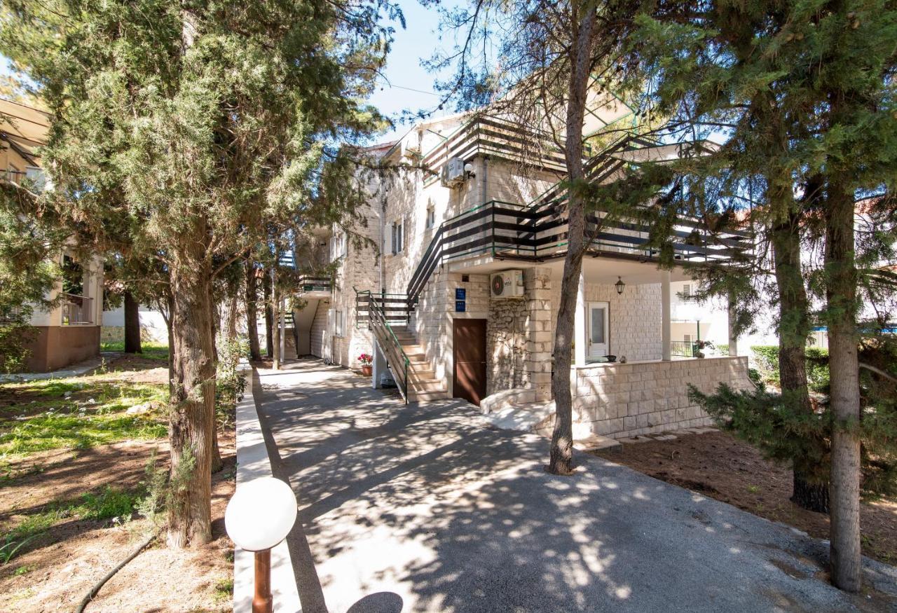 Apartments Pinija スペタル エクステリア 写真